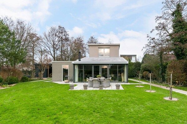 Buitenkant - Villa bij Veerse Meer met Tuinzicht in Kamperland (1)