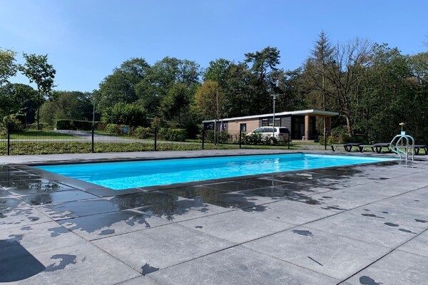 Park - Gezellig chalet met tuin in Rijssen (3)
