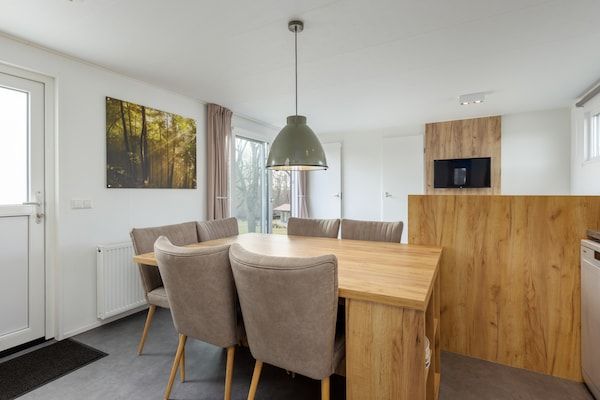 Eetkamer - Modern chalet nabij bos in Gasselternijveen (3)