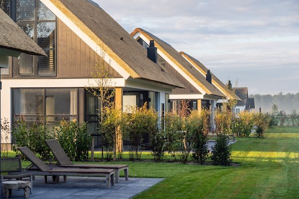 Terras - Luxe Villa op Texel in De Cocksdorp Texel (1)