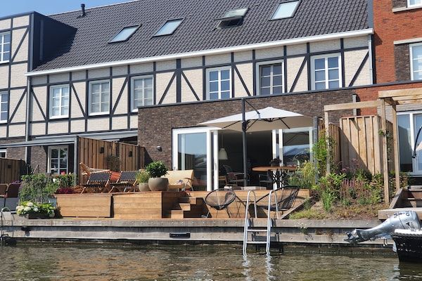 Buitenkant - Gezellig vakantiehuis in Alkmaar aan het water in Alkmaar (1)
