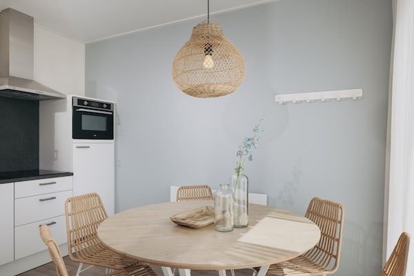 Keuken - Lodge aan het Markermeer met Duurzaam Comfort in Wijdenes (3)