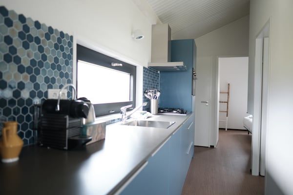 Keuken - Lodge in Callantsoog bij Noordzeestrand in Callantsoog (3)