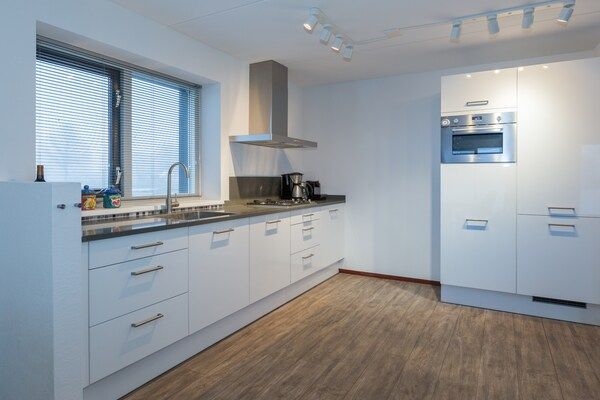 Keuken - Strandvakantie aan het meer in Langelille in Langelille (4)
