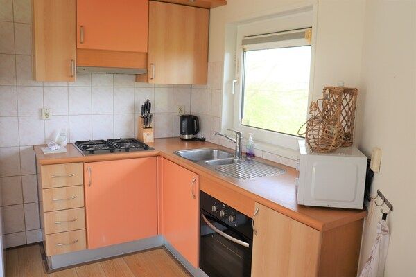 Keuken - Chalet met hottub, Suwald in Suwald (4)
