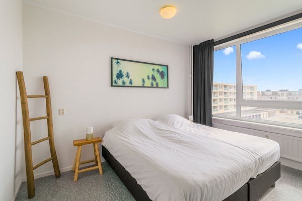 Slaapkamer - Appartement bij Noordzee en Vuurtoren in Egmond aan Zee (5)