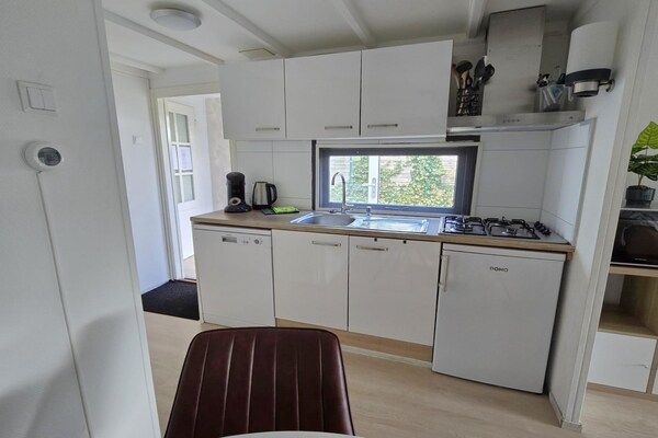 Keuken - Thuis in het dansende bos in Garderen (4)
