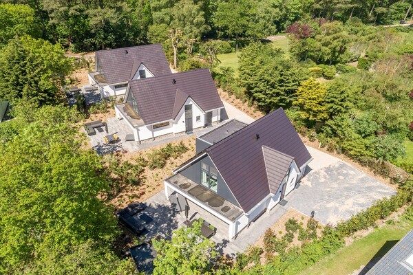 Buitenkant - Villa op Texel bij Strand en Natuurgebied in Den Burg (4)