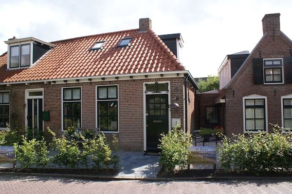 Buitenkant - Vakantiehuis Paesens bij Waddenzee in Paesens (1)