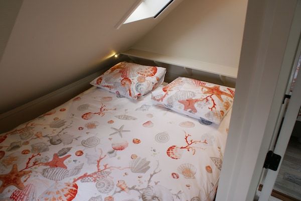Slaapkamer - Vakantiehuis Paesens bij Waddenzee in Paesens (3)