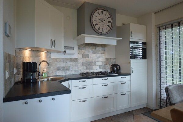 Keuken - Vakantiehuis bij Sallandse Heuvelrug in Lemele (3)
