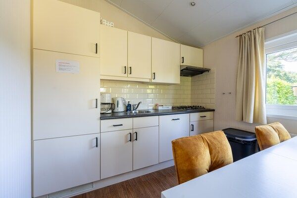 Keuken - Vakantiehuis in Voorthuizen bij Veluwe in Voorthuizen (4)
