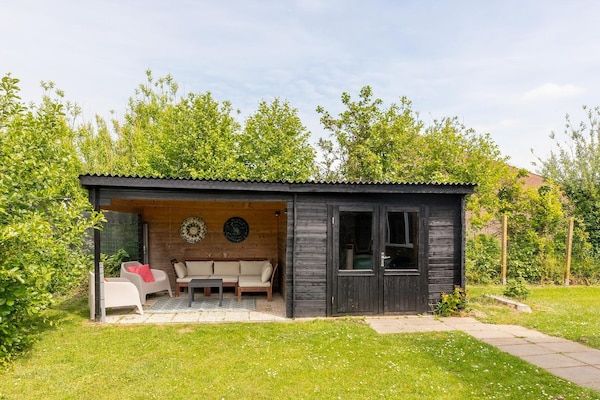Buitenkant - Comfortabel vakantiehuis vlakbij het strand in Nieuwvlietbad (5)