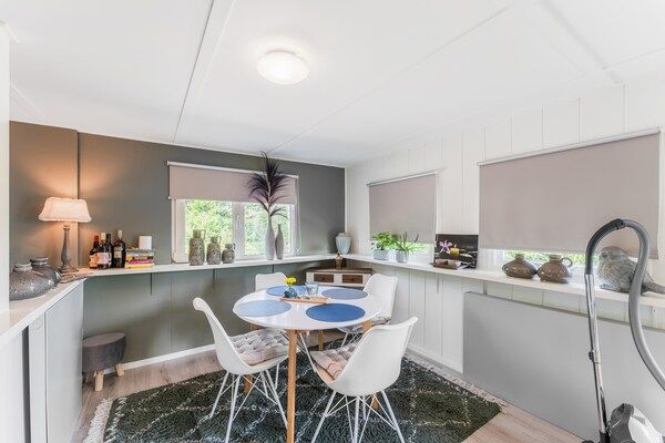 Keuken - Chalet in Reutum bij Almelo Nordhorn Kanaal in Reutum (4)