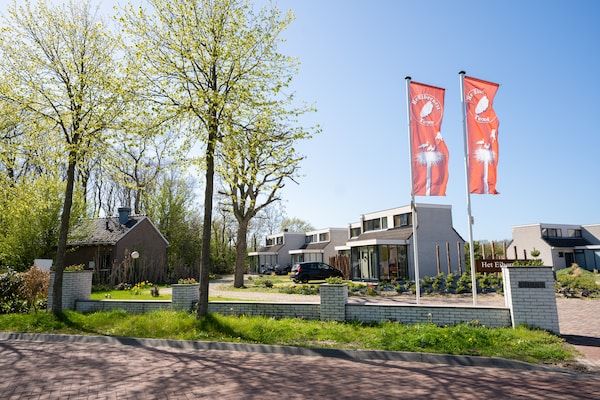 Buitenkant - Vakantiehuis Vakantiepark 't Eibernest Texel in De Cocksdorp (4)