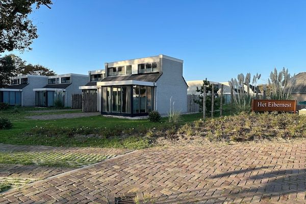 Buitenkant - Vakantiehuis in De Cocksdorp in De Cocksdorp (4)