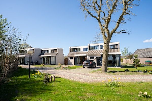 Buitenkant - Vakantiehuis in De Cocksdorp in De Cocksdorp (2)