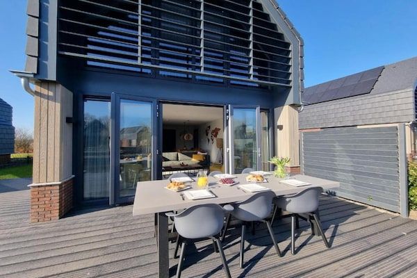 Buitenkant - Watervilla in Balk met eigen aanlegsteiger in Balk (1)