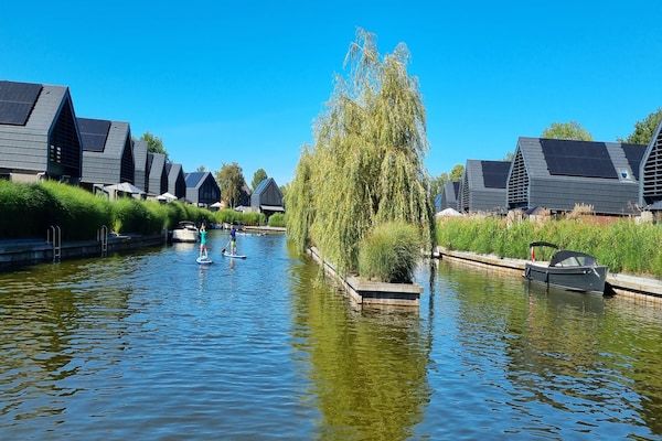 AreaSummer1KM - Villa in Balk met eigen steiger aan Slotermeer in Balk (2)