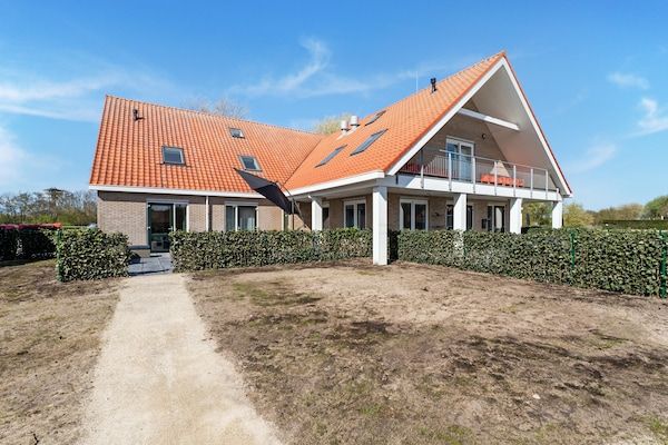 Buitenkant - Eilandretraite voor gezinnen in Nes (1)