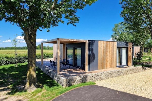 Buitenkant - Modern chalet met veranda voor 4 personen in Berg en Terblijt (1)