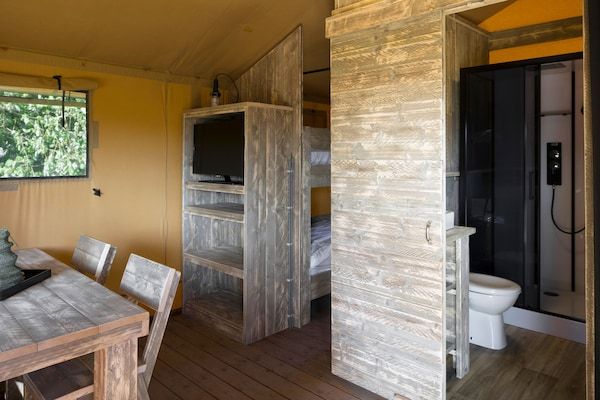 Woonkamer - Gezellige Glamping in Mierlo in Mierlo (4)