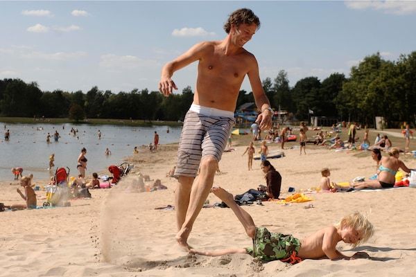 Park - Chalet nabij Eindhoven in groene omgeving in Mierlo (4)