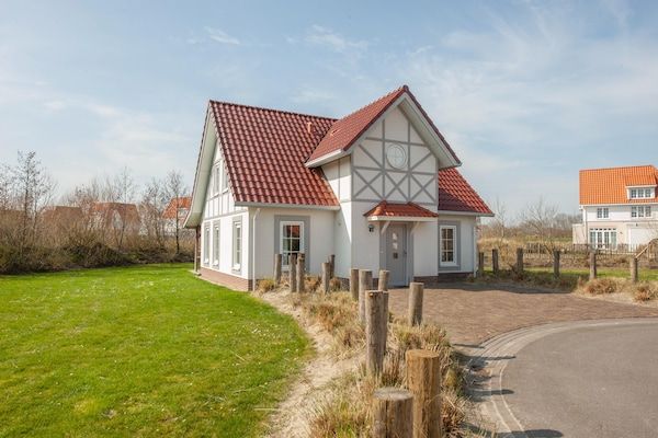 Buitenkant - Villa bij Noordzeestrand met Sauna in Cadzand-Bad (1)