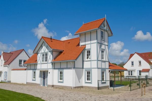 Buitenkant - Villa in Cadzand-Bad bij Noordzeestrand in Cadzand-Bad (1)