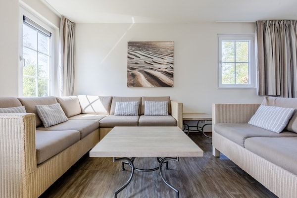 Woonkamer - Villa aan het strand + sauna in Cadzand-Bad (2)