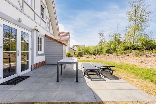Terras - Villa aan het strand + sauna in Cadzand-Bad (5)