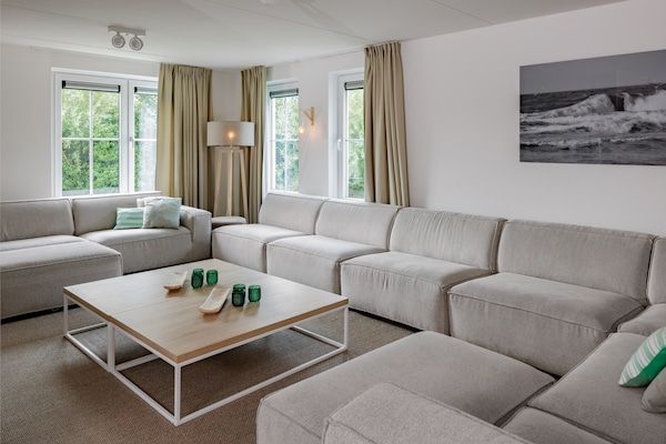 Woonkamer - Villa bij Noordzeestrand, Cadzand-Bad in Cadzand-Bad (2)