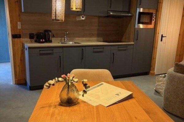 Keuken - Wellnessretraite met privéjacuzzi in Dalerveen (4)