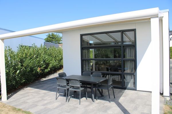 Buitenkant - Modern chalet met vaatwasser in Lathum in Lathum (1)