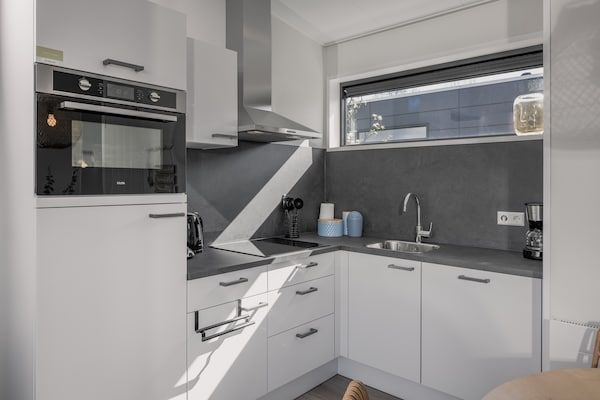 Keuken - Lodge aan Markermeer bij Hoorn in Wijdenes (3)