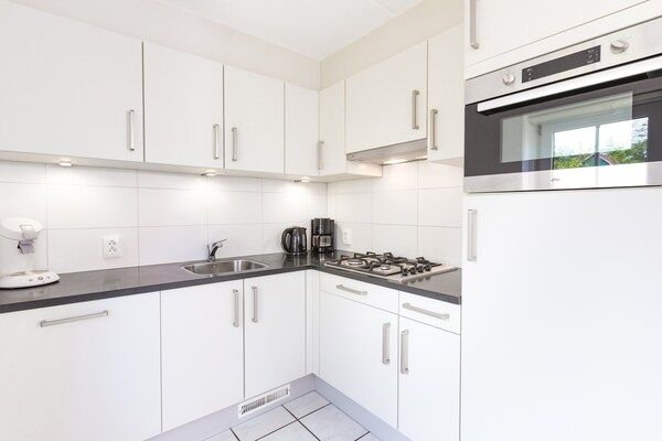 Keuken - Charmante schuilplaats nabij het bos in Hellendoorn (4)
