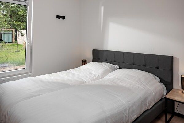 Slaapkamer - Luxe Lodge Nabij Schaijk in Schaijk (5)