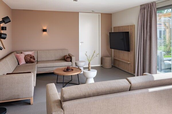 Woonkamer - Villa bij Noordwijk Strand in Noordwijkerhout (2)
