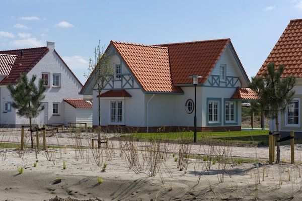 Buitenkant - Villa in Cadzand-Bad bij Noordzeestrand in Cadzand-Bad (3)