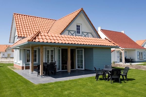 Buitenkant - Villa in Cadzand-Bad bij Noordzeestrand in Cadzand-Bad (1)