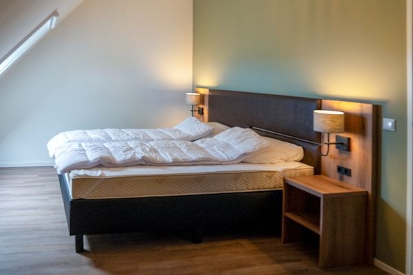 Slaapkamer - Groepsreis in Friesland in Leons (4)