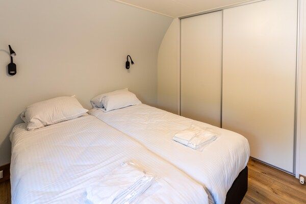 Slaapkamer - Vakantiehuis in bos nabij Assen in Baars (3)