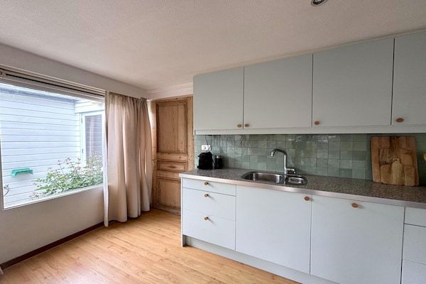 Keuken - Vakantiehuis bij Noordwijk Strand in Noordwijkerhout (4)
