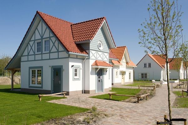 Buitenkant - Villa in Cadzand-Bad bij Noordzeestrand in Cadzand-Bad (1)