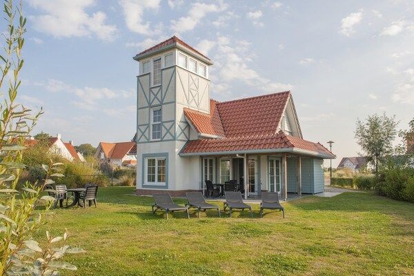 Buitenkant - Villa in Cadzand-Bad bij Noordzeestrand in Cadzand-Bad (1)