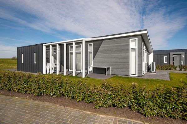 Buitenkant - Modern vakantiehuis in Wemeldinge voor 6 personen in Wemeldinge (1)