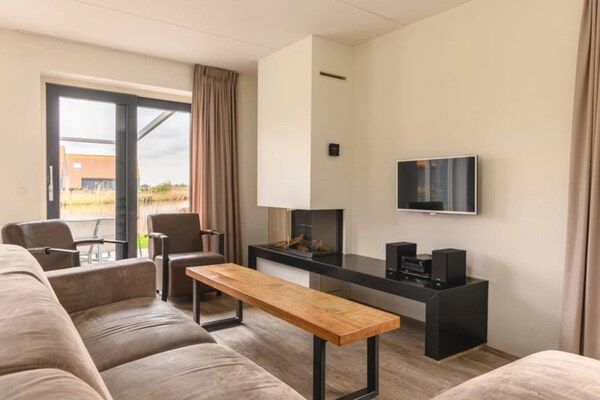 Woonkamer - Vakantiehuis in Langelille nabij het meer in Langelille (2)