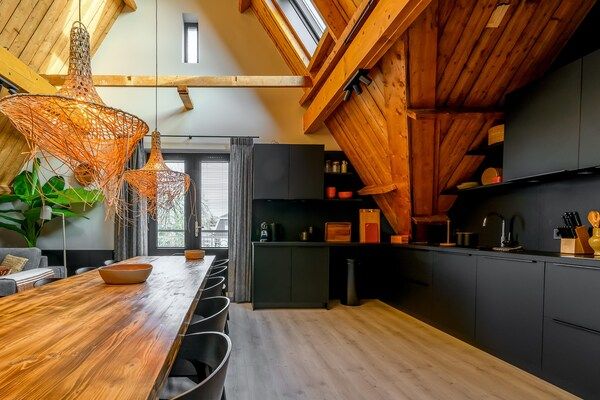Keuken - Prachtige groeps loft met sauna nabij strand zee in Julianadorp (4)