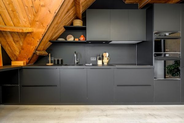 Keuken - Prachtige groeps loft met sauna nabij strand zee in Julianadorp (3)