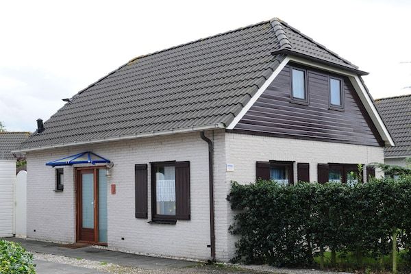 Buitenkant - Huijsmansverhuur Type B de Luxe Grevelingen 15 in Ouddorp (1)